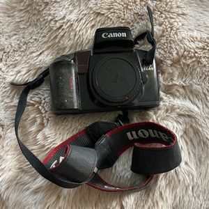Canon EOS Elan SLR 35mm